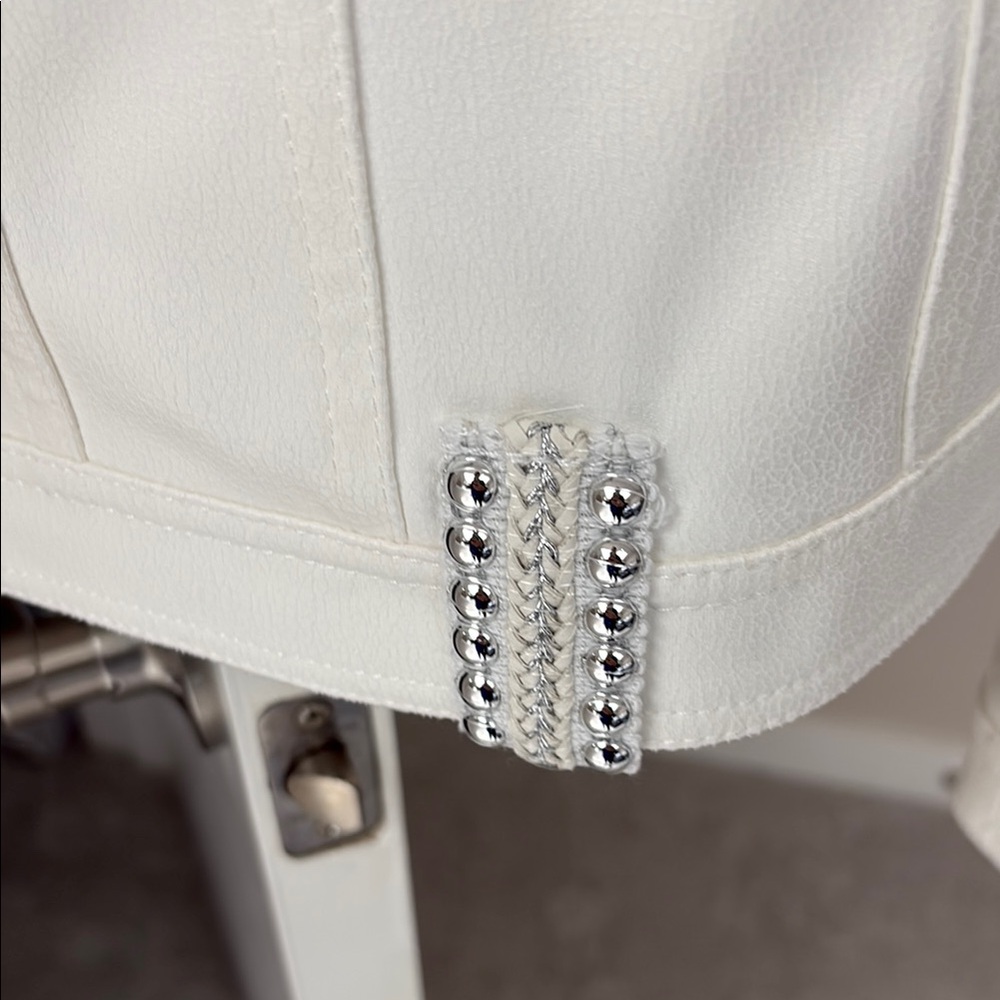 Joseph Ribkoff White Tailored Blazer - Picture 6 of 9